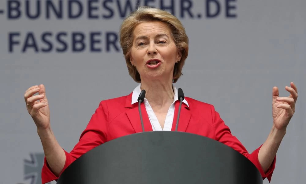 Κομισιόν: Συγκινημένη η Φον ντερ Λάιεν με την αποστολή των εμβολίων